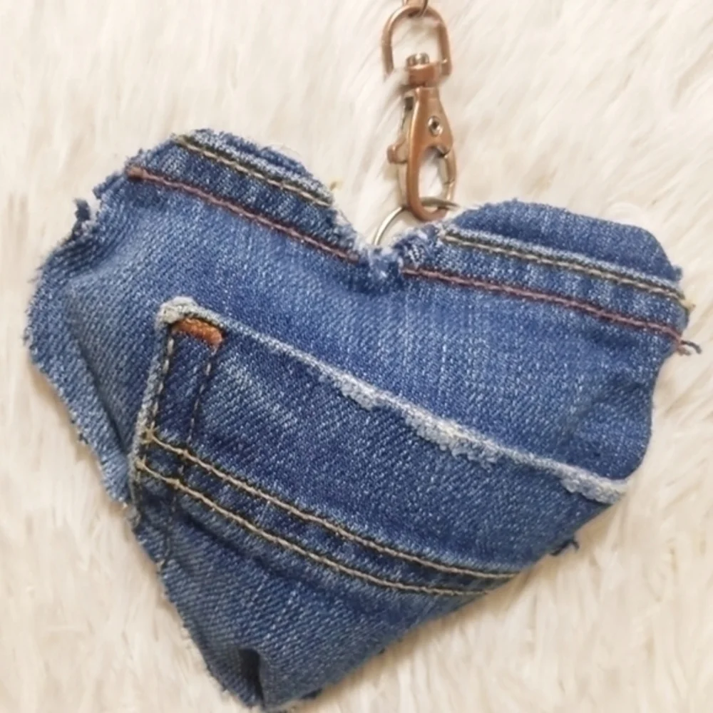 Tasty Raw Edge DenimTRED Heart Puff Key Ring Charm